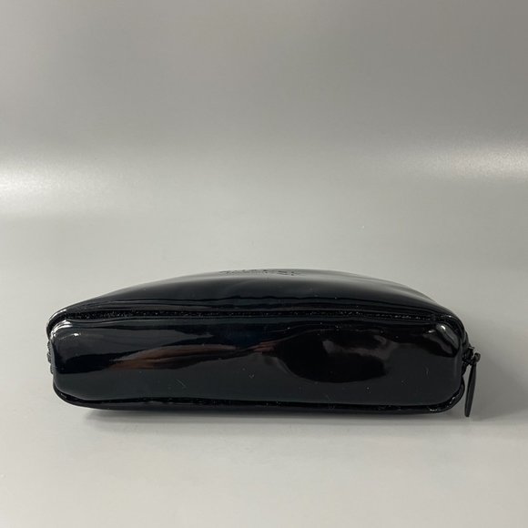 CHANEL Shiny Black Cosmetic Case - Picture 5 of 11
